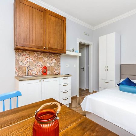 El Mar Apartments Бар Номер фото