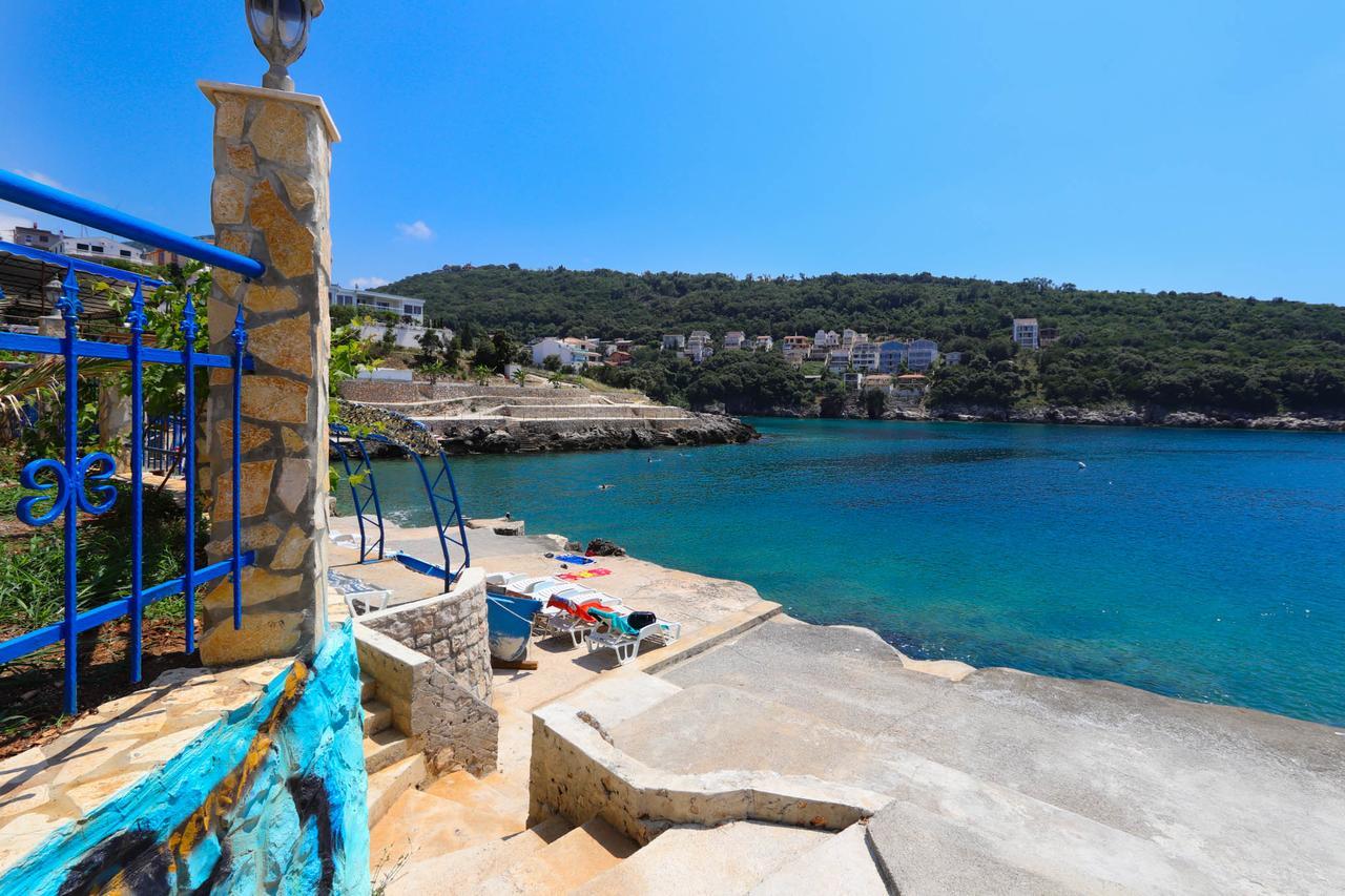 El Mar Apartments Бар Экстерьер фото