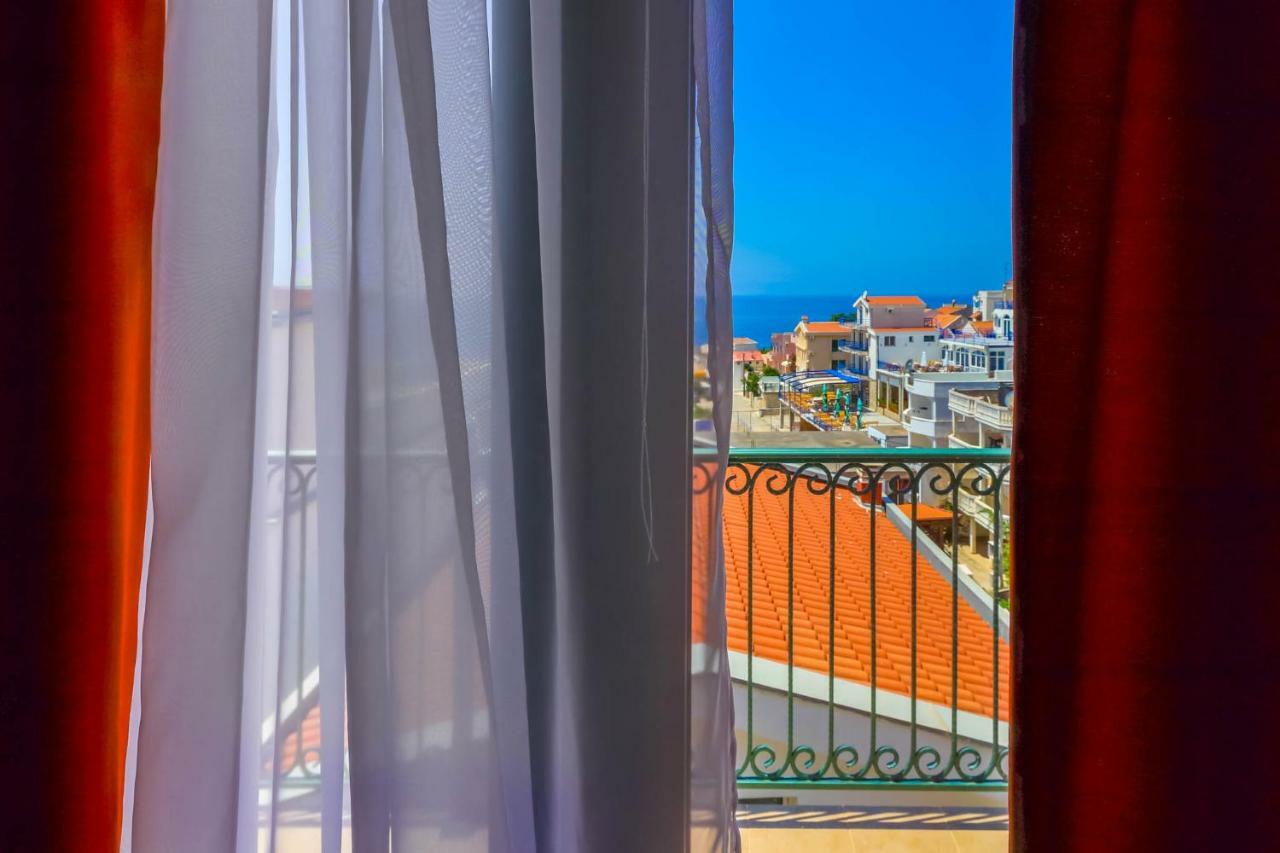 El Mar Apartments Бар Экстерьер фото